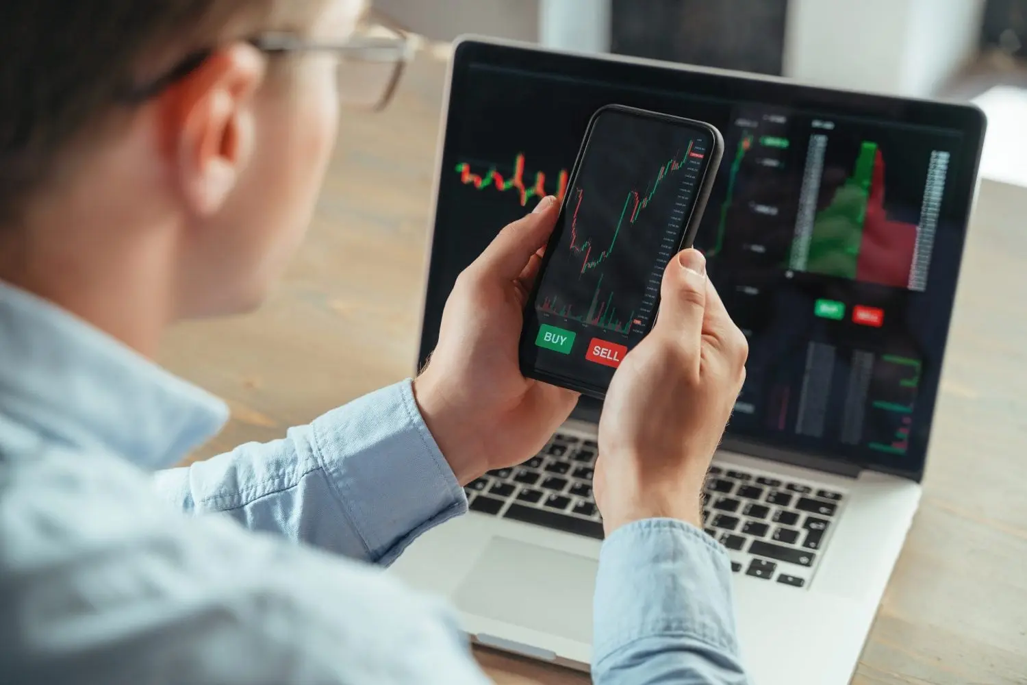 CLARITY Act Progress and Best Cryptocurrencies to Buy in June