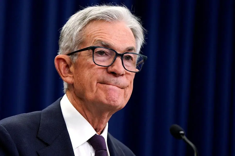 Federal Reserve's Rate Cut: Navigating Trump's Economy and Stagflation Concerns