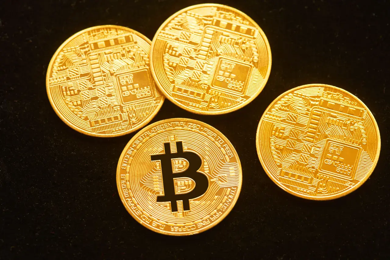 Hidden Plays on the AI Boom: 7 Underrated Investment Areas to Watch