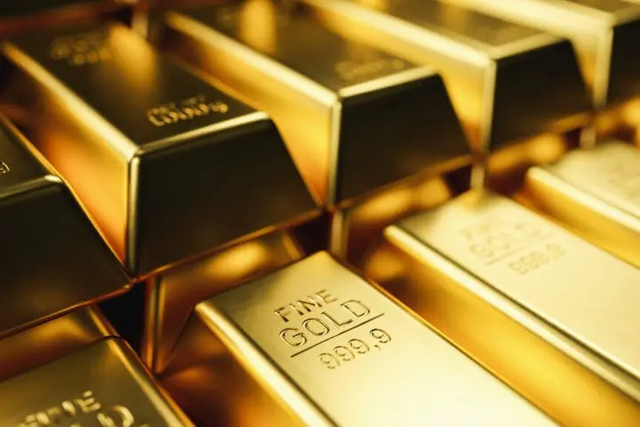 Robert Kiyosaki Warns of Global Monetary Collapse: Invest in Gold, Silver, and Bitcoin