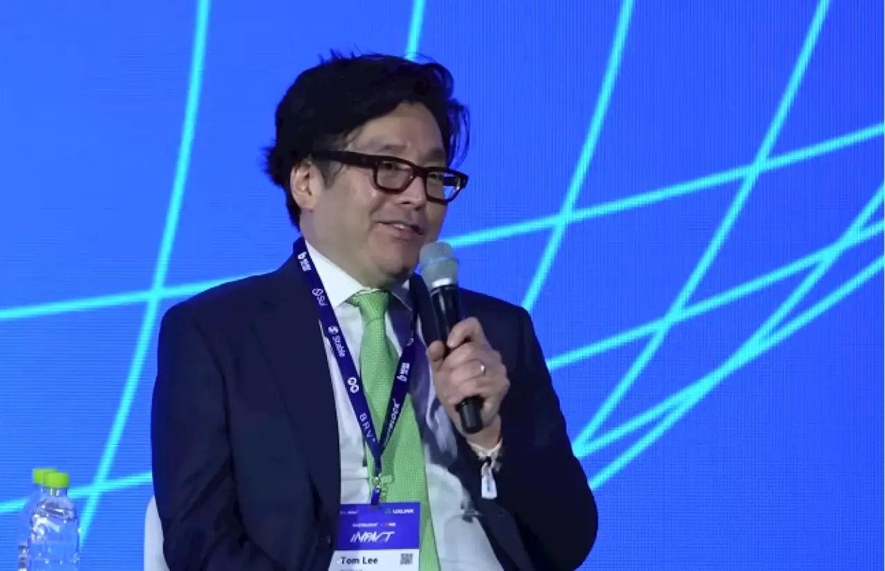 Tom Lee: Exchange Shutdowns Could Signal Crypto Market Cycle Bottom