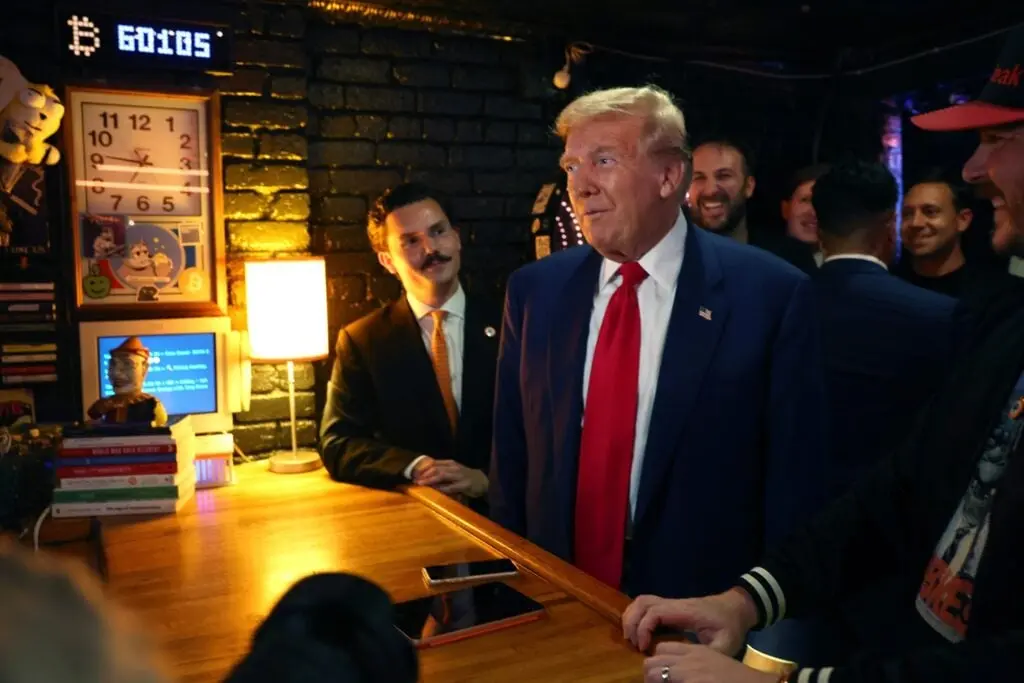 Trump's Crypto Conflicts and the CLARITY Act: What Could Sink Regulatory Reform
