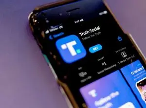 Truth Social’s Paid Faster-Feed Subscription Spurs Wall Street FOMO