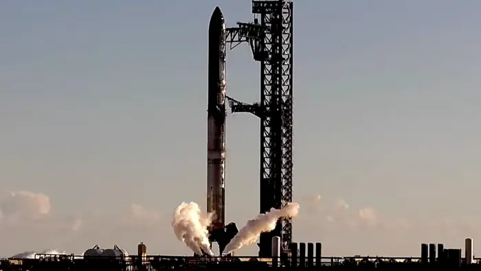 Watch Live: SpaceX Starship Flight 11 — Heatshield Stress Test, Starlink Demos & Super Heavy Plans