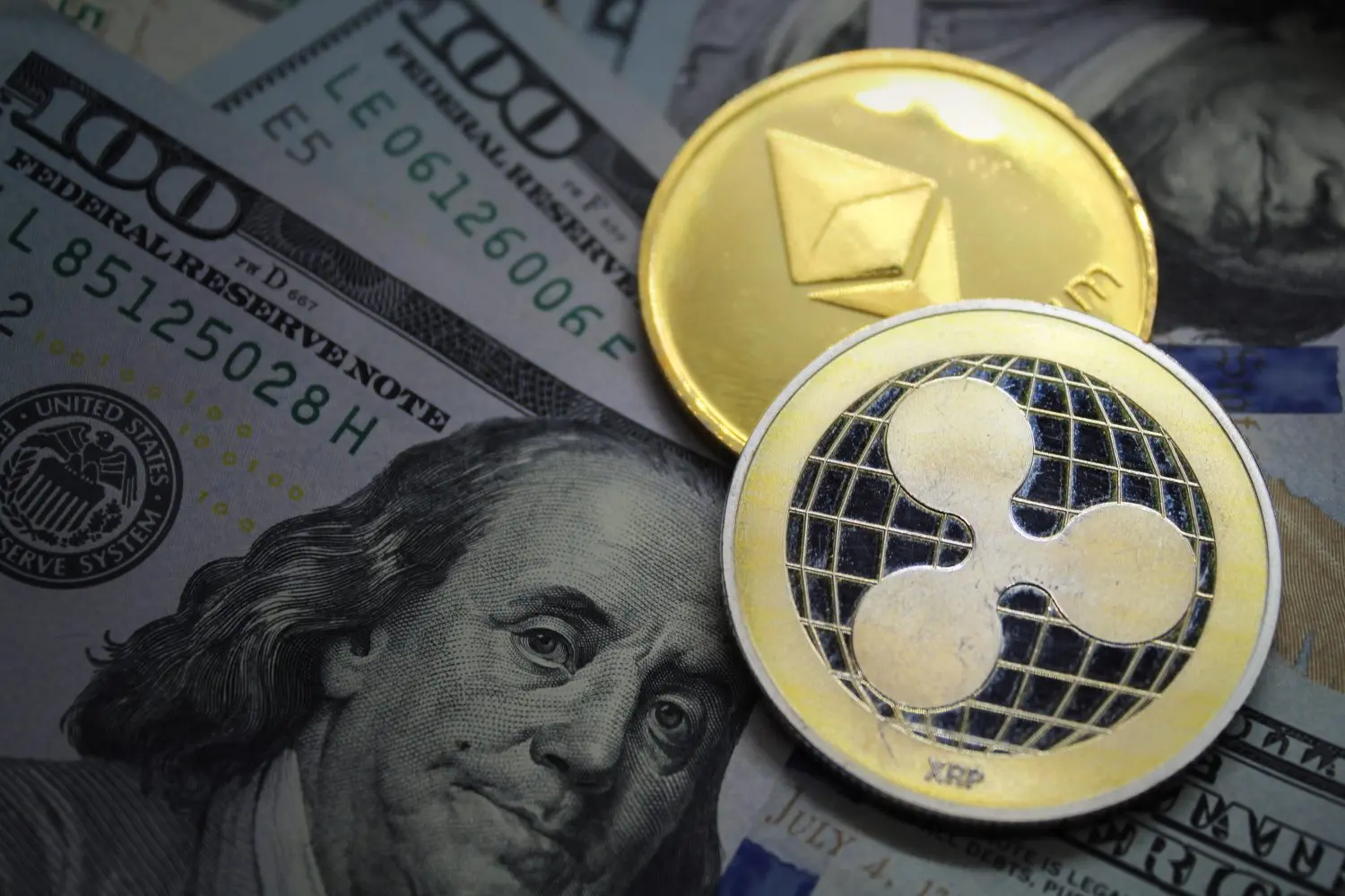 XRP vs Ethereum: Which Gives $1,000 More Upside in 2026?